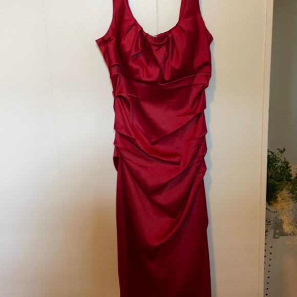Red cocktail dress! - Picture 1 of 1